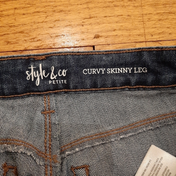 Style & Co embroidered jeans - Picture 11 of 13
